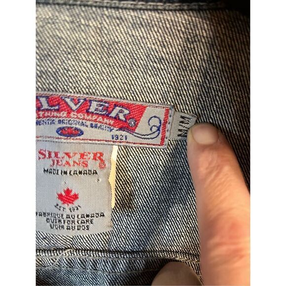 SILVER Dark Blue Jean Jacket Size Medium (2171) - Picture 2 of 6